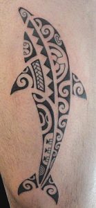 Tatouage Dauphin Maori